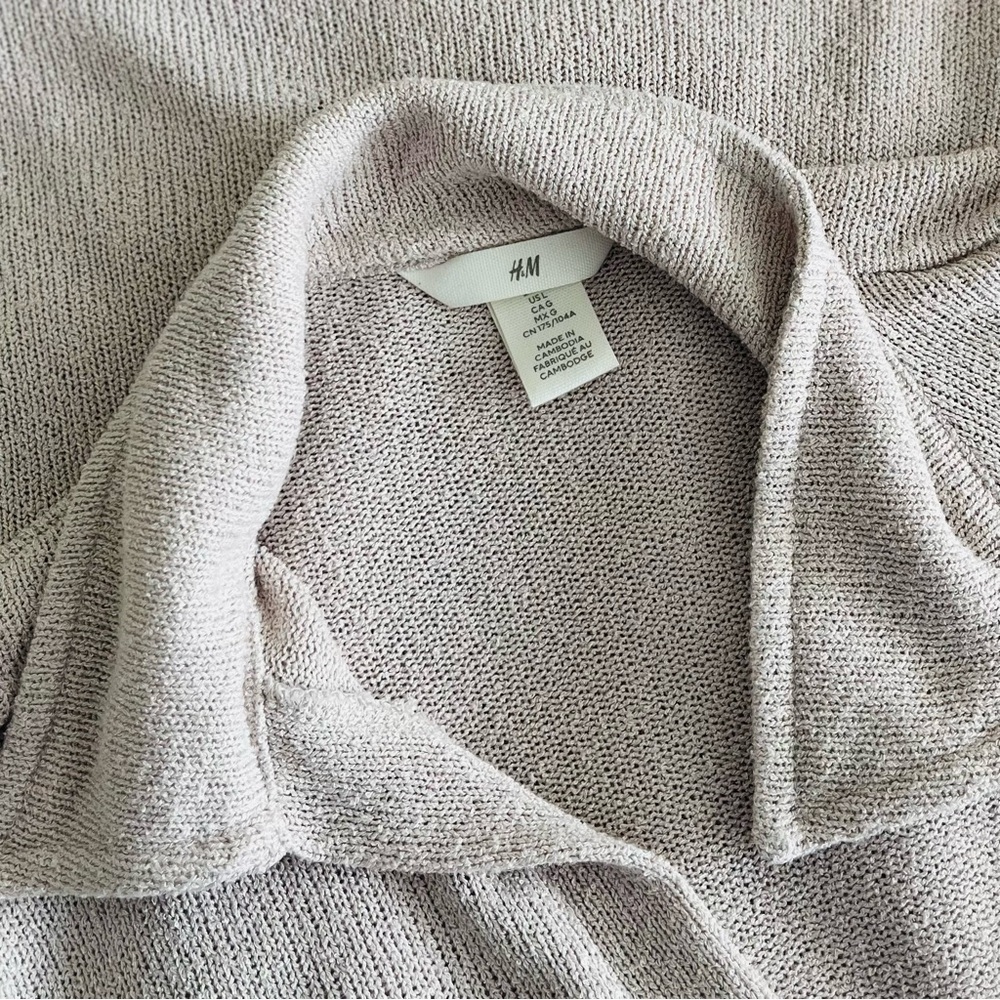 H&M Collared Knit Top - Picture 3 of 3